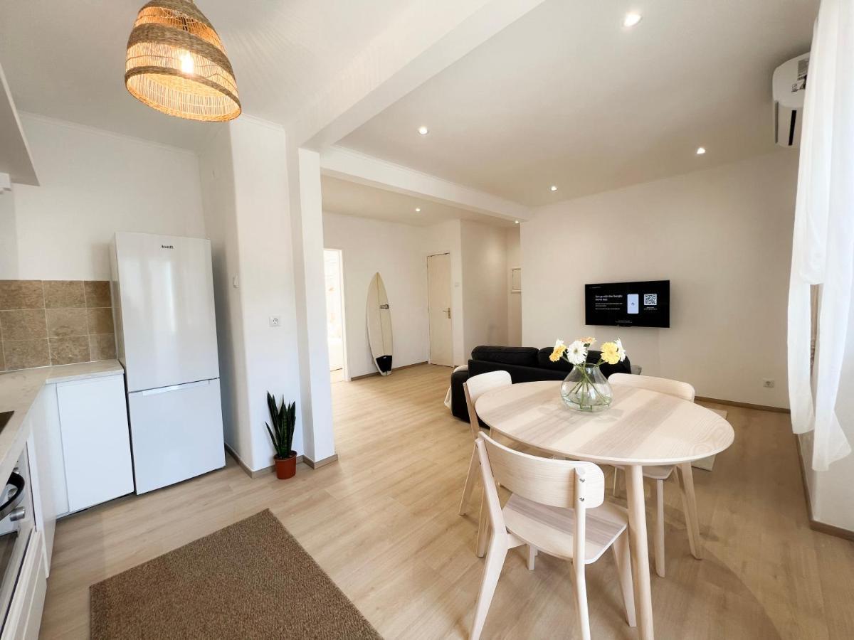 Capitao Ribeiro Surf House Apartman Costa de Caparica Kültér fotó